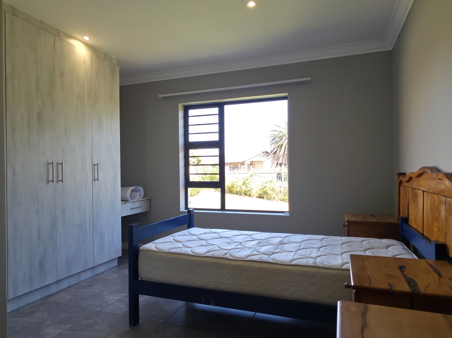 5 Bedroom Property for Sale in Noorsekloof Eastern Cape